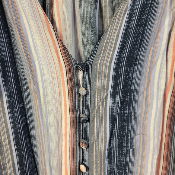 Torrid Harper Blouse - Picture 2 of 4